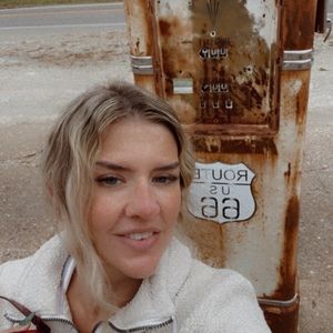 Meet your Posher, Posh